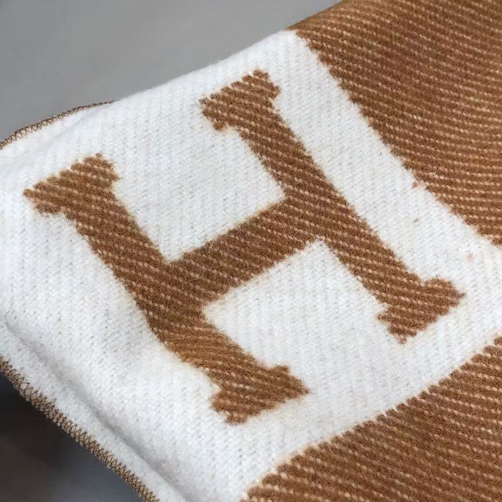 H**mes avalon pillow 70*70cm