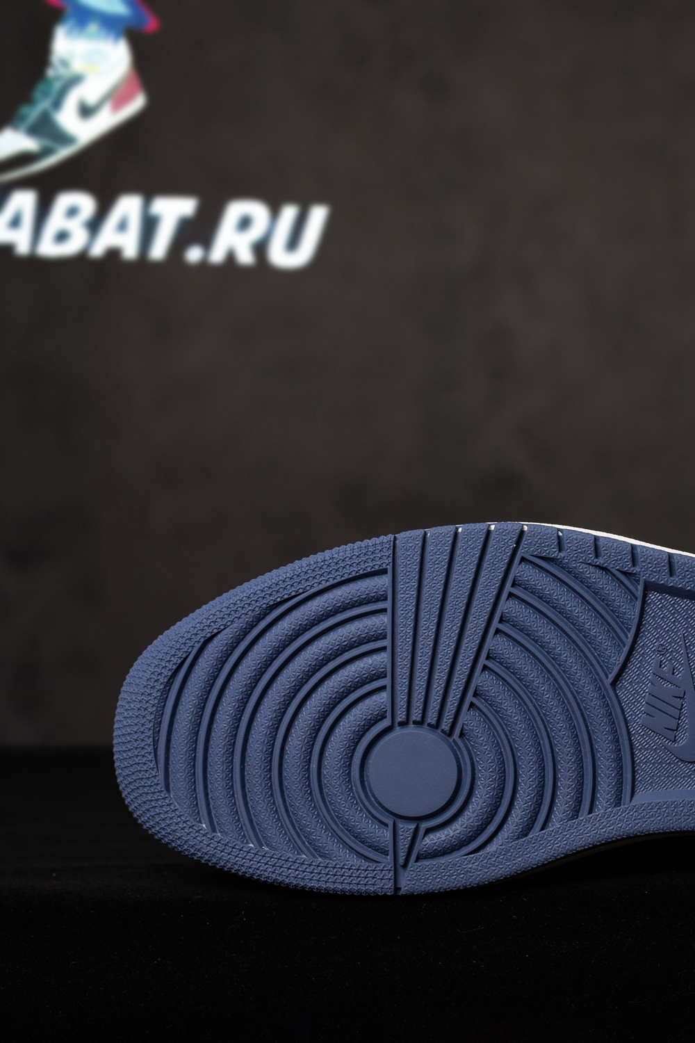 Travis Scott x Air Jordan 1 Low OG 