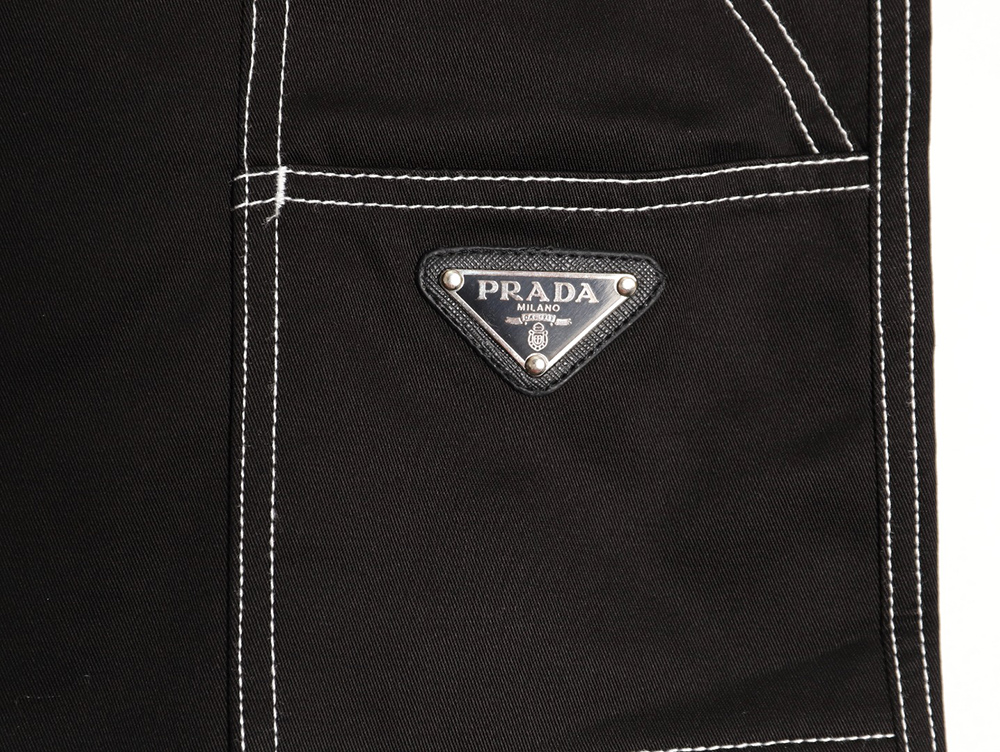 Pra*a triangle stitching cargo shorts
