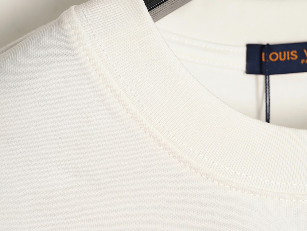 l0*is V*t0n black blue lettering short-sleeved t-shirt