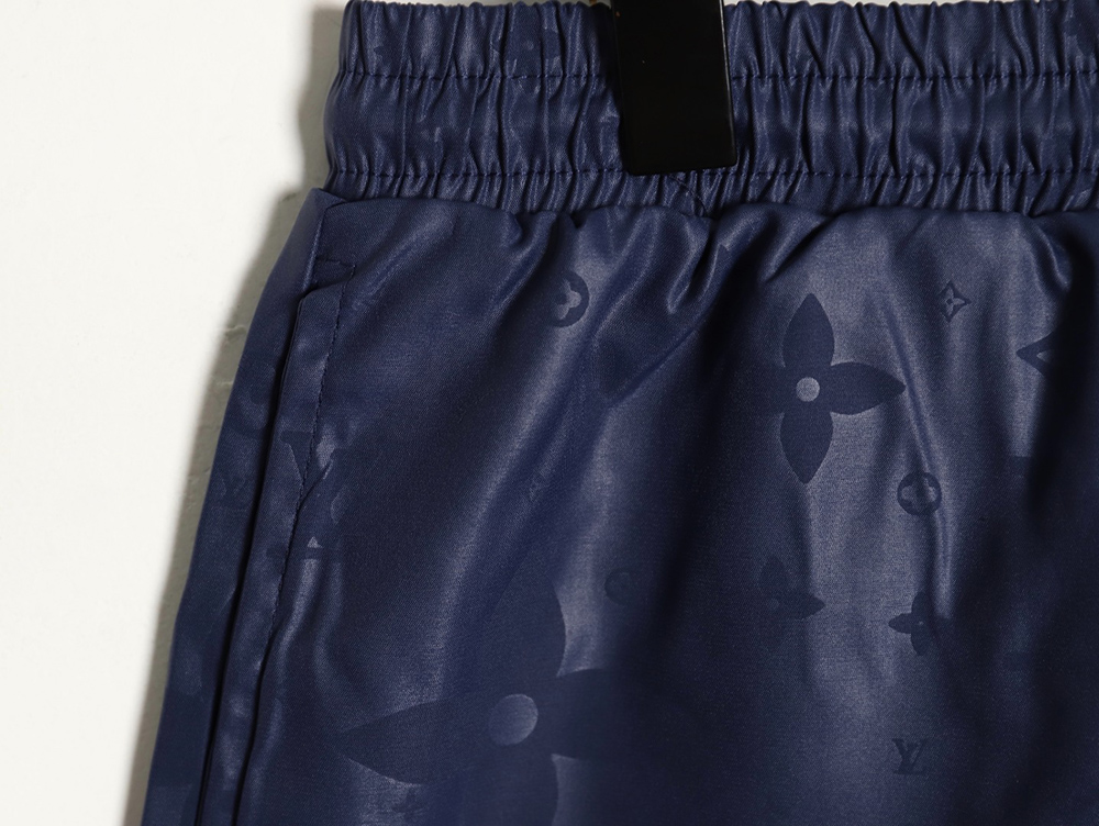 l0*is V*t0n classic dark pattern monogram jacquard beach shorts