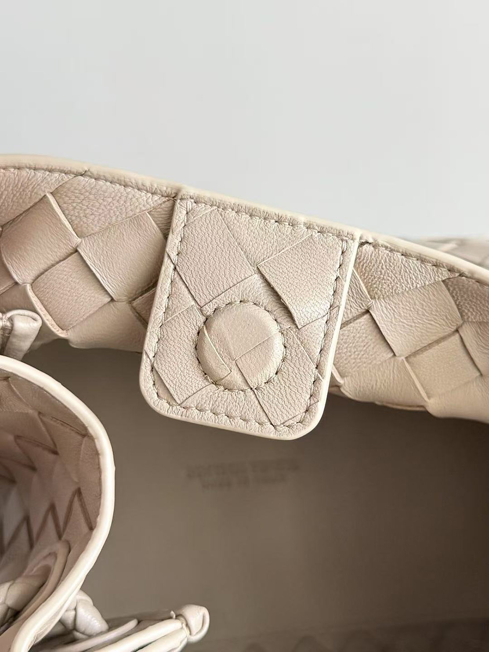 bo*te*ga Ve*ne*ta parachute bags 835921 18.5*29.5*17.5cm