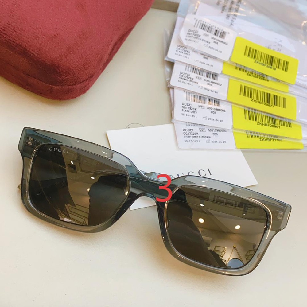 G*u*i black square eyeglasses 1732sk