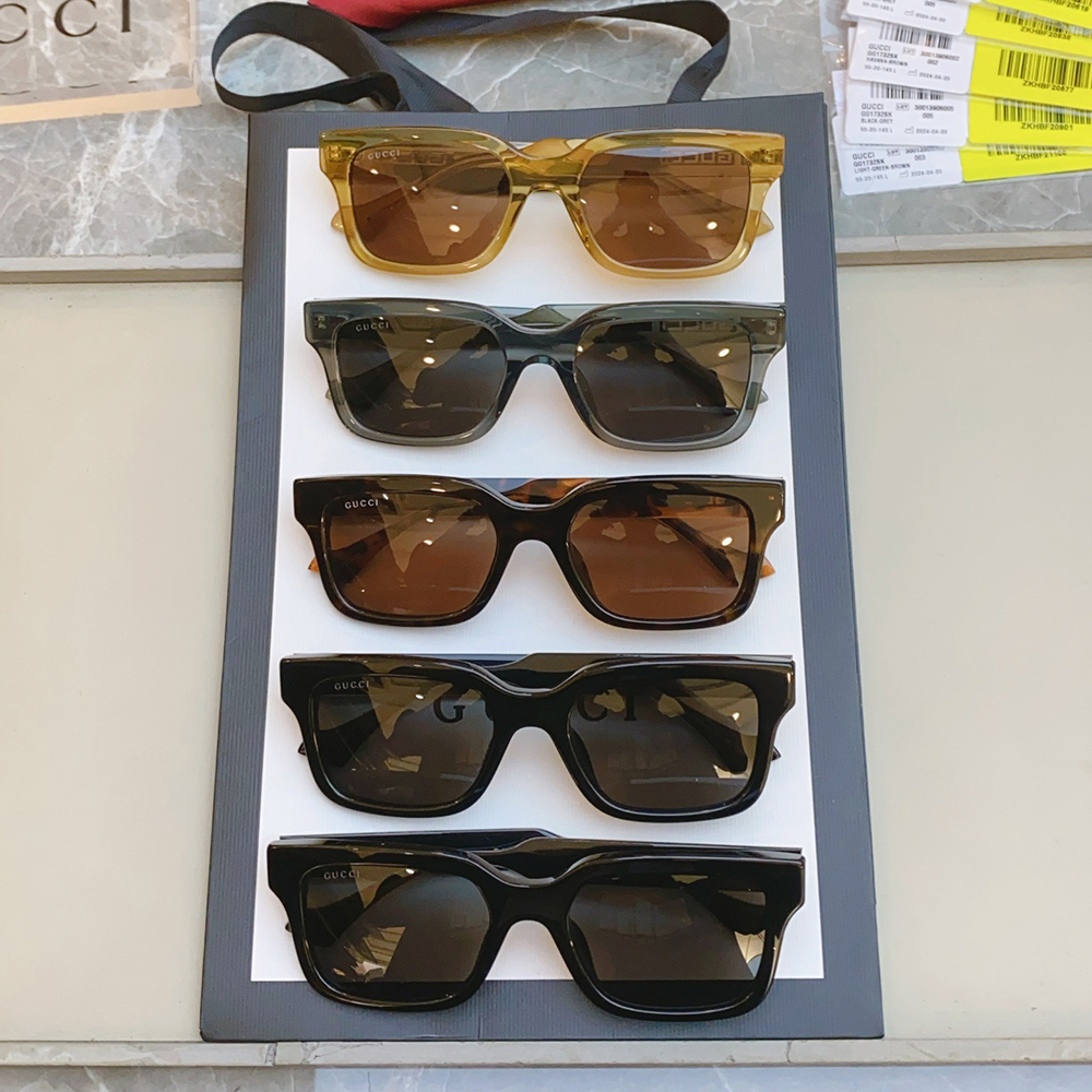 G*u*i black square eyeglasses 1732sk