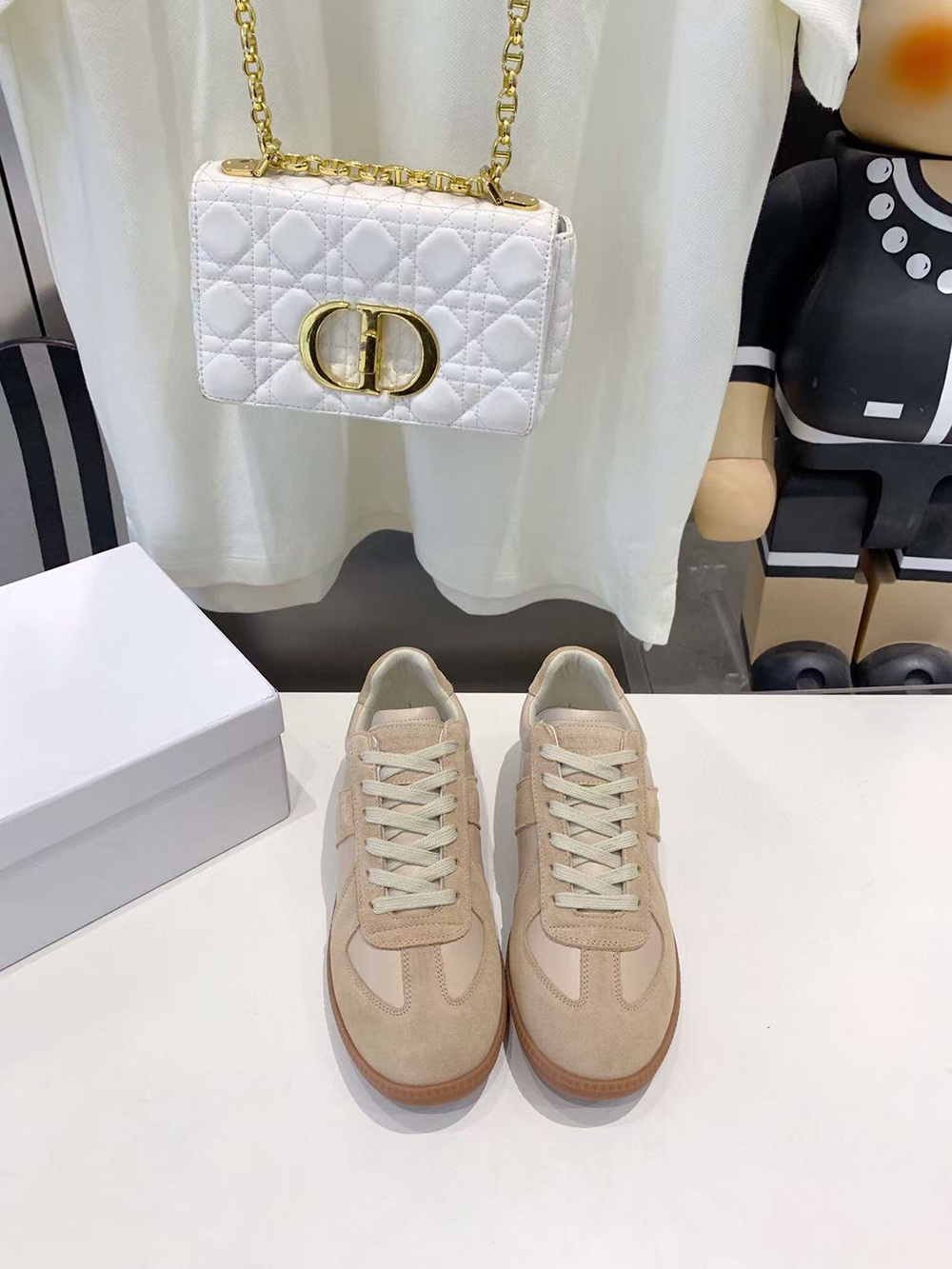 ma*s*n Ma*i*la replica sneakers