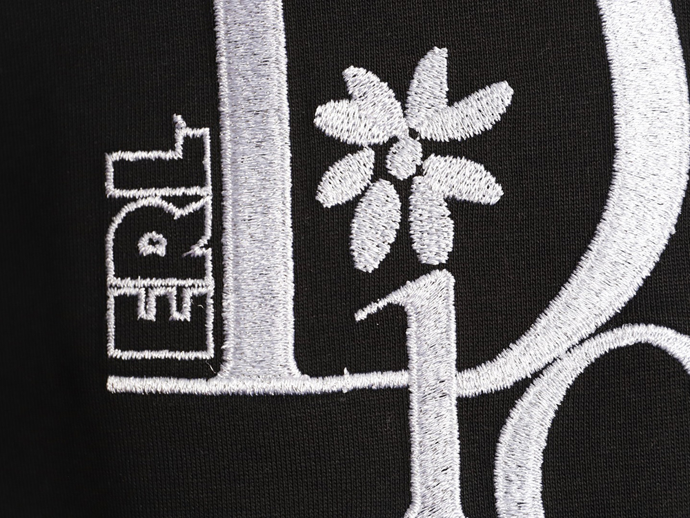 D*or & erl joint embroidered short-sleeved t-shirt tsk1