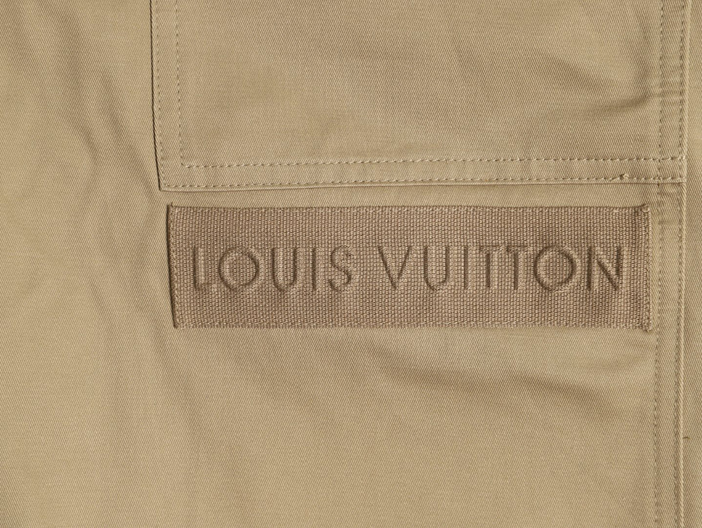 l0*is V*t0n cotton cargo shorts with pocket patch logo