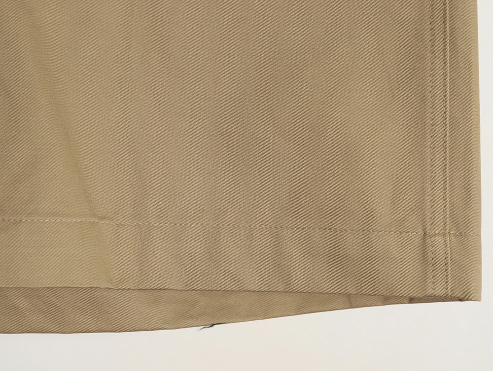 l0*is V*t0n cotton cargo shorts with pocket patch logo