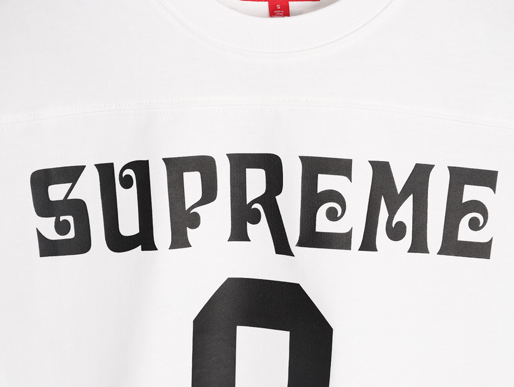 S*p*e no. 8 sanskrit font long-sleeved t-shirt