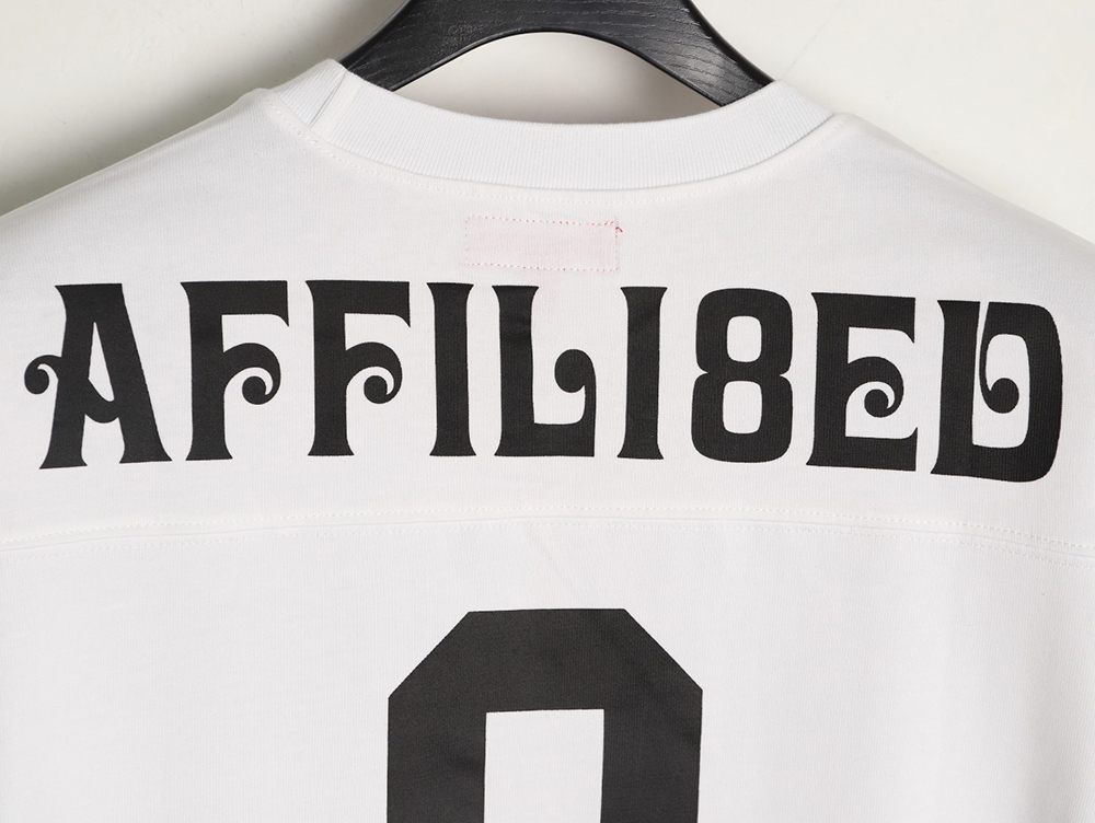 S*p*e no. 8 sanskrit font long-sleeved t-shirt