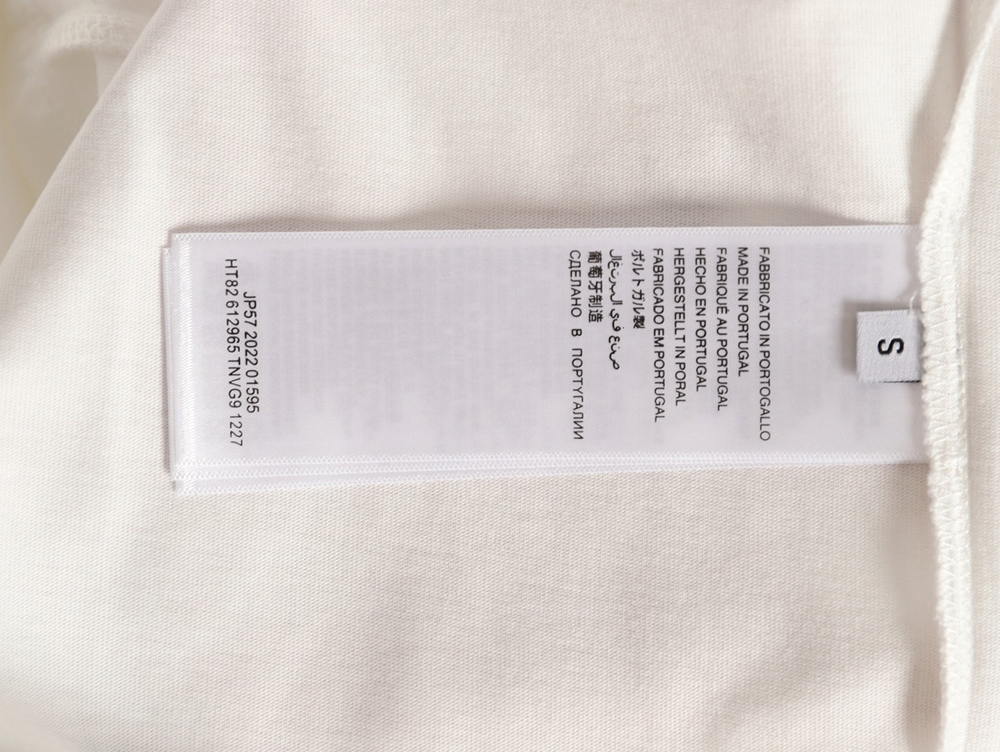 Ba*len*cia*ga medal totem print short-sleeved t-shirt