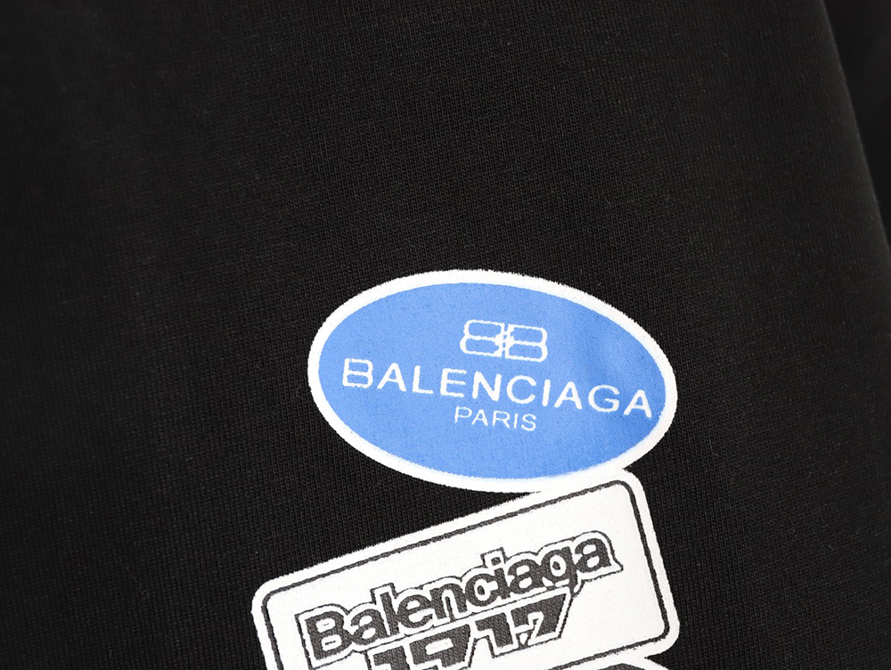 Ba*len*cia*ga medal totem print short-sleeved t-shirt tsk1