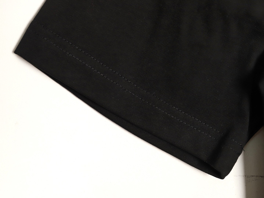 Givenchy three-dimensional laminated letter short sleeves TSK1