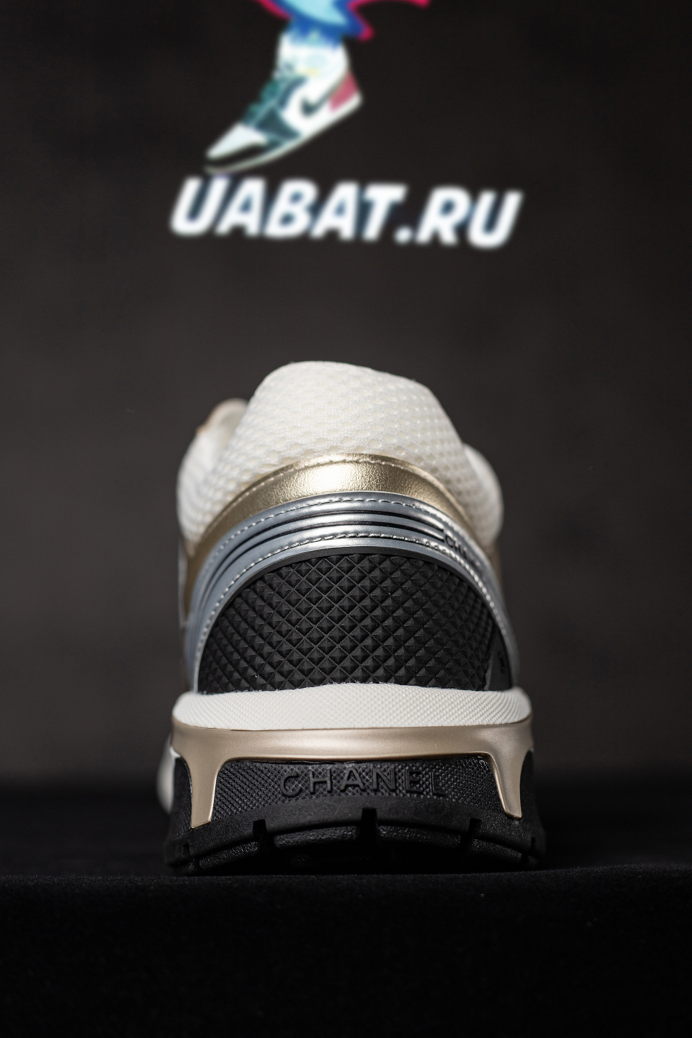 Ch*el cc logo cruise tennis gold sneakers