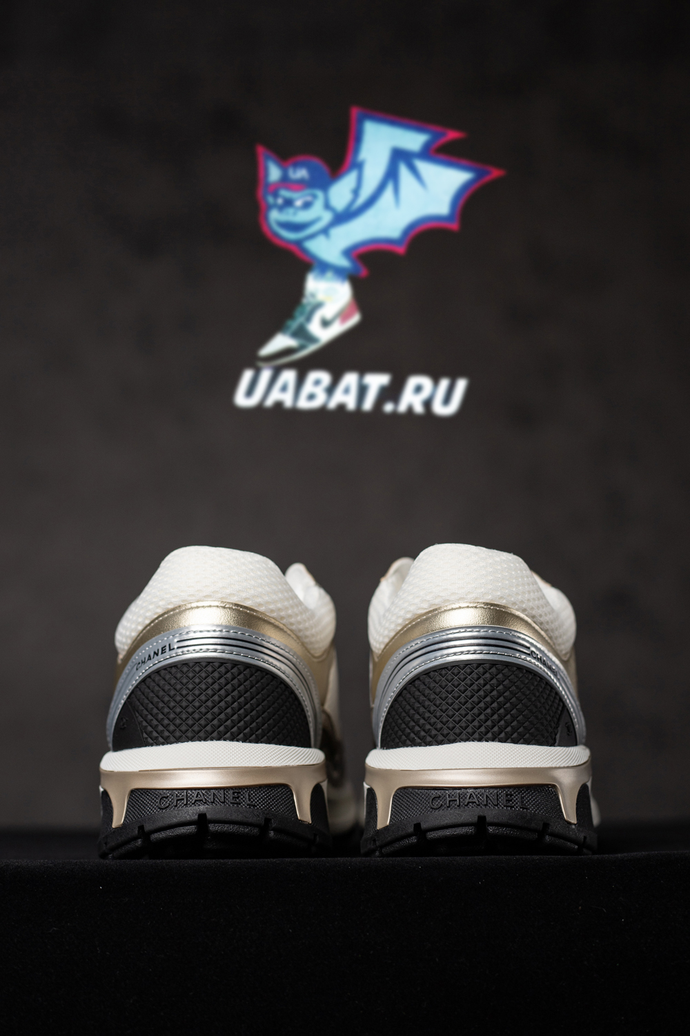 Ch*el cc logo cruise tennis gold sneakers