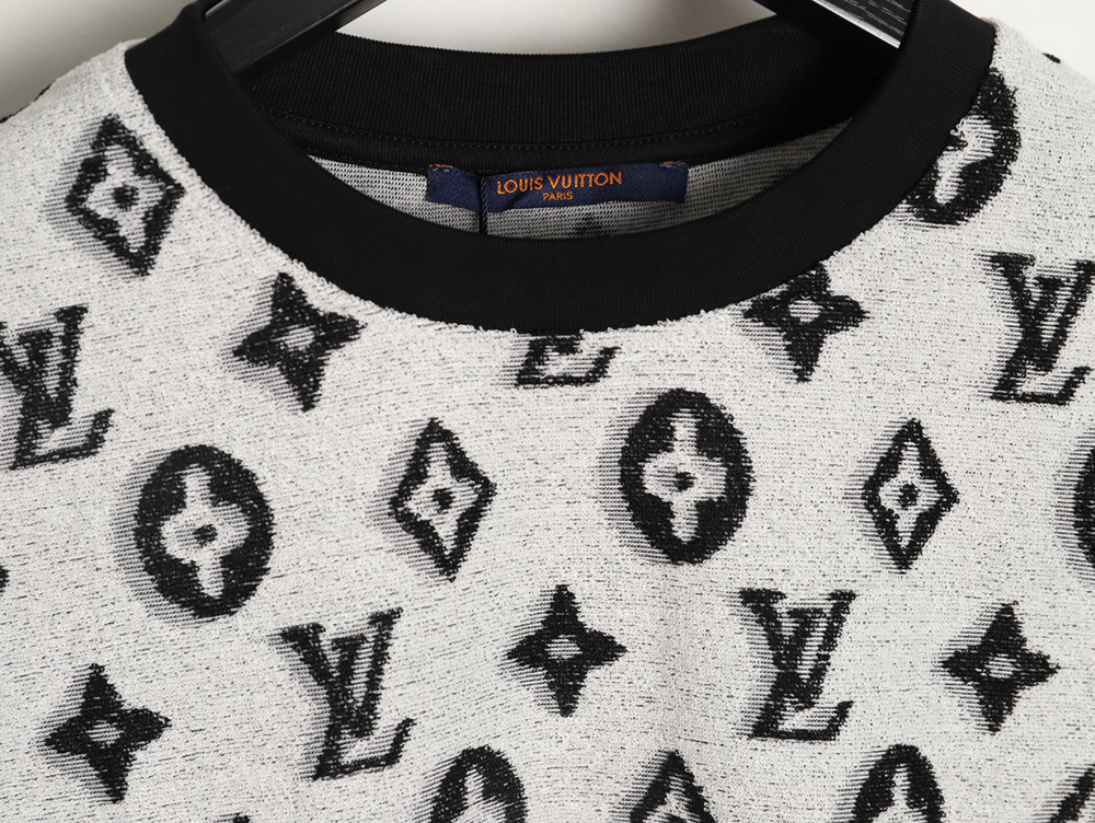 l0*is V*t0n all-over monogram logo jacquard towel t-shirt tsk1