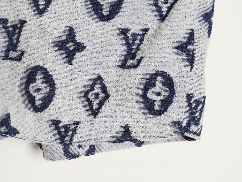 l0*is V*t0n all-over monogram logo jacquard shorts