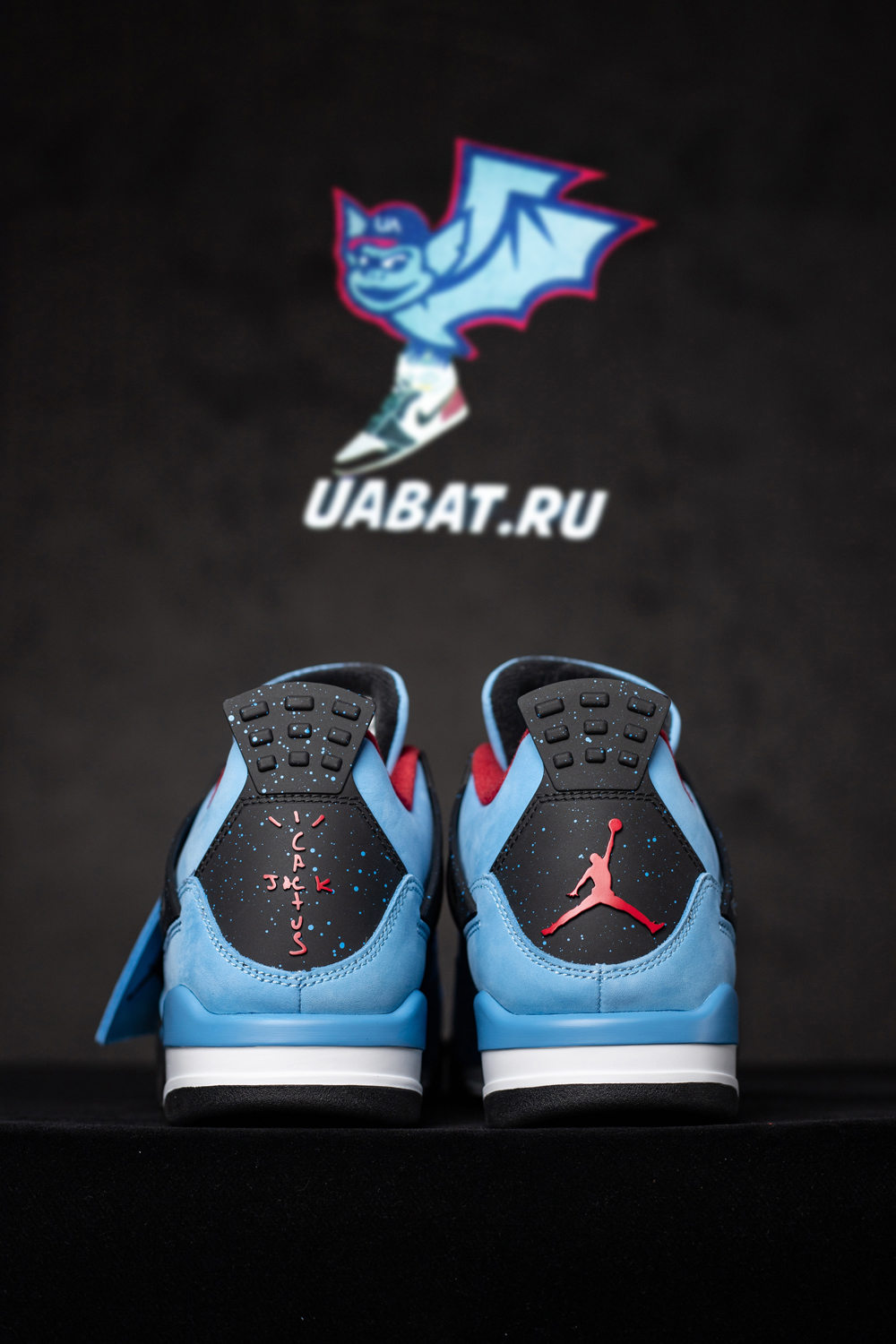 TRAVIS SCOTT X AIR JORDAN 4 RETRO 