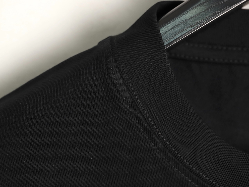 Moncler graffiti logo short-sleeved T-shirt TSK1