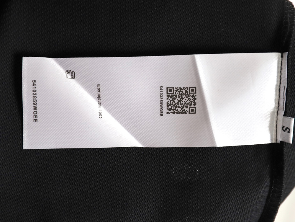 Moncler graffiti logo short-sleeved T-shirt TSK1