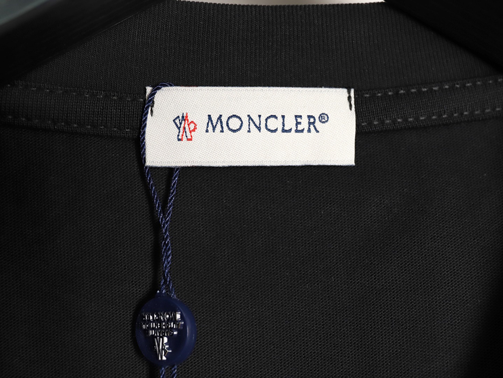Moncler graffiti logo short-sleeved T-shirt TSK1