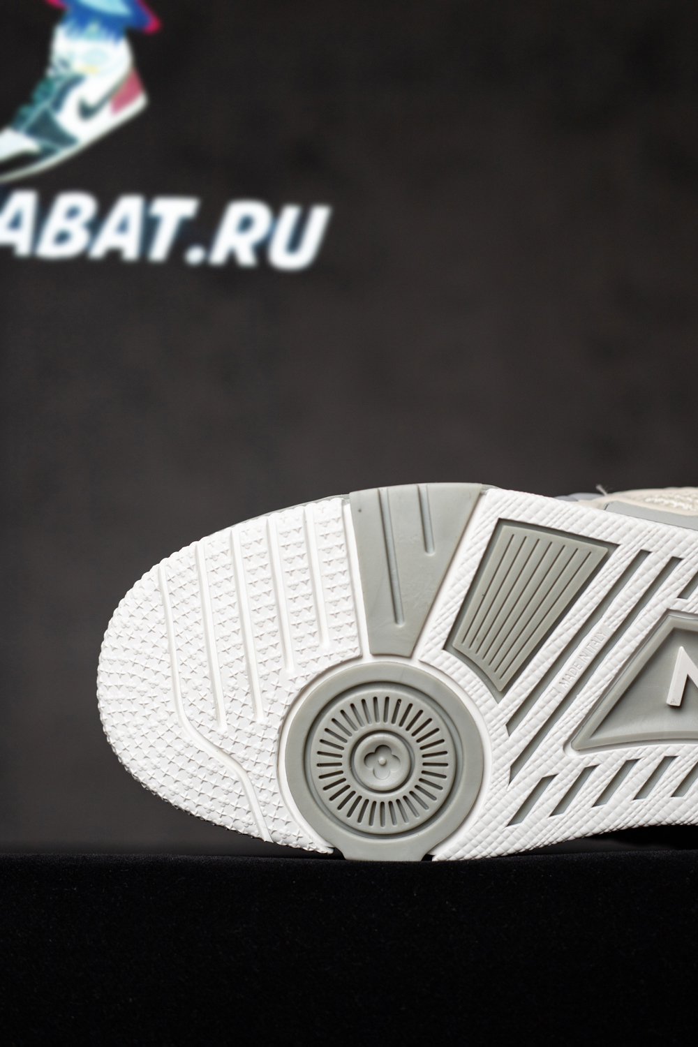 l0*is V*t0n skate sneaker grey