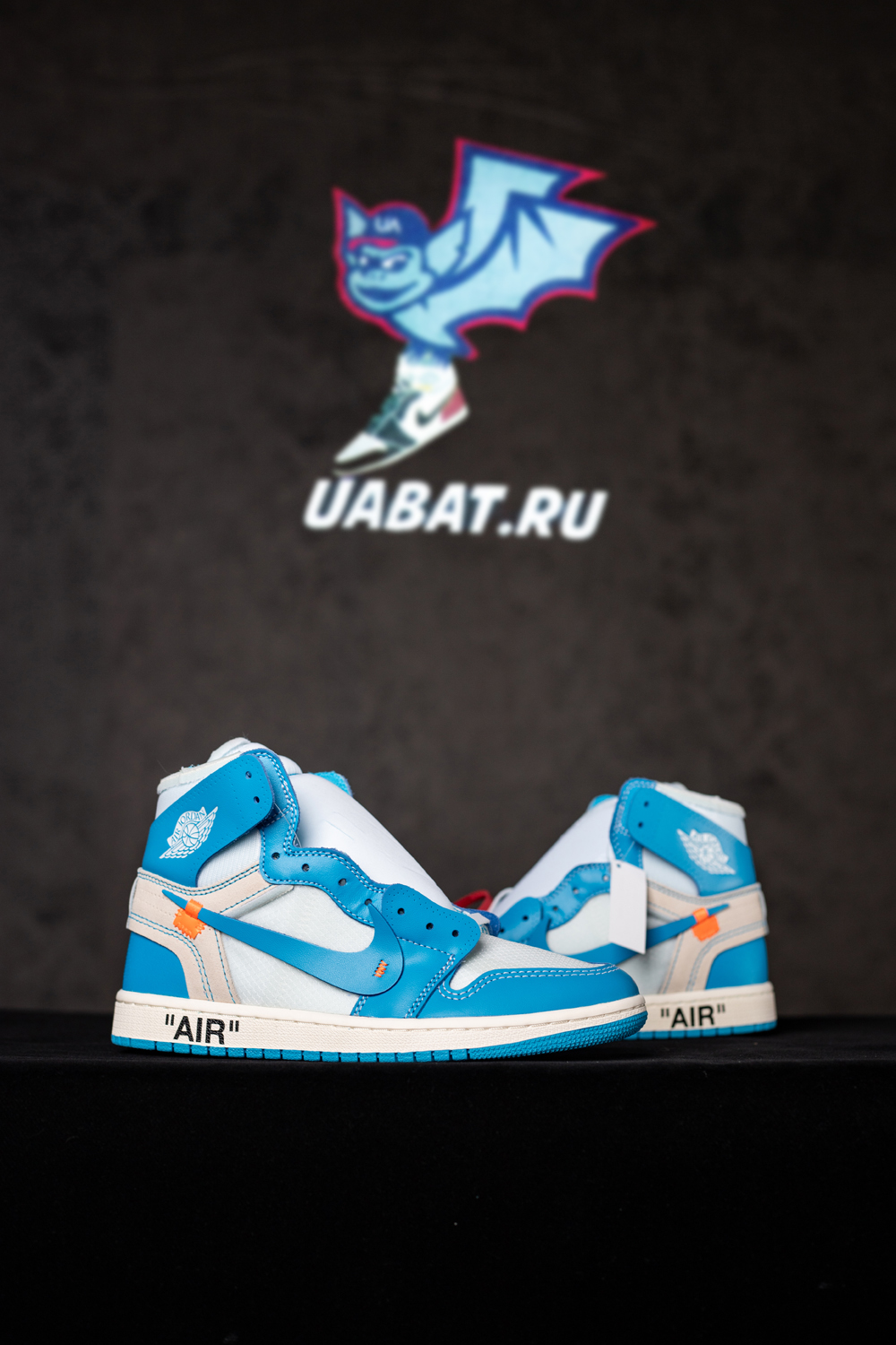 Off-White x Air Jordan 1 Retro High OG 