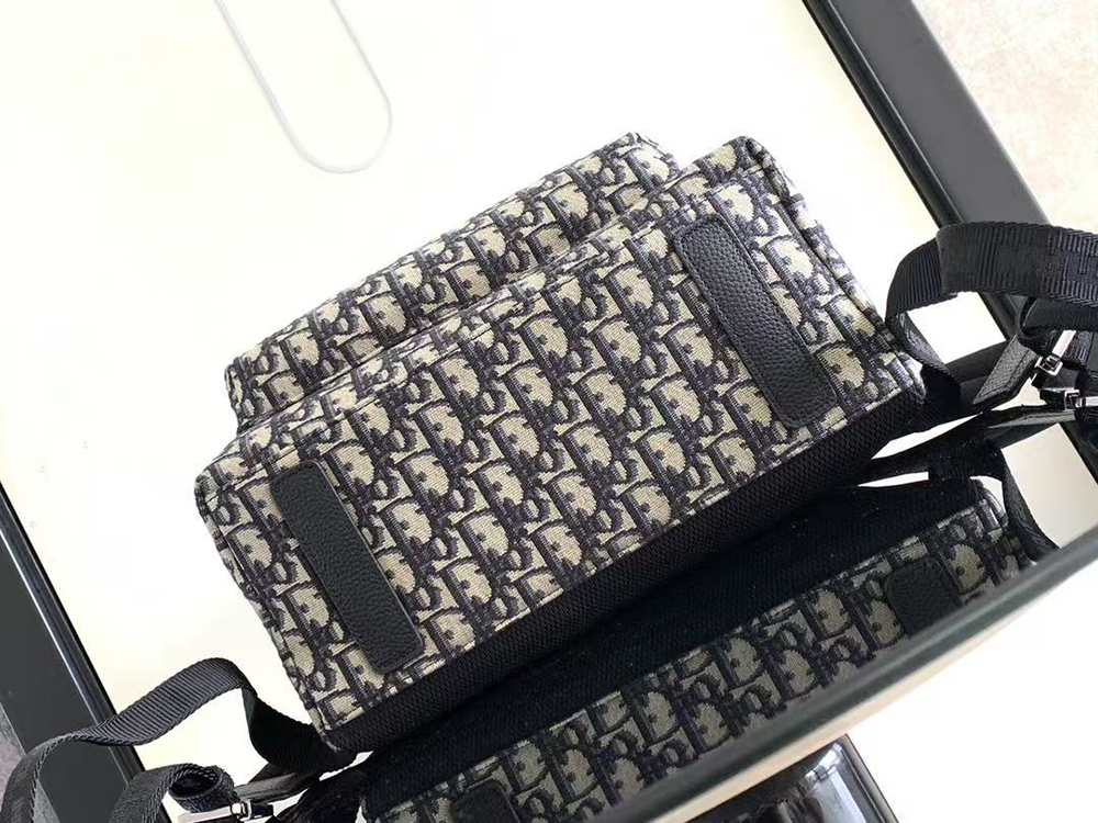 D*or rider backpack h28e 30*42*15cm