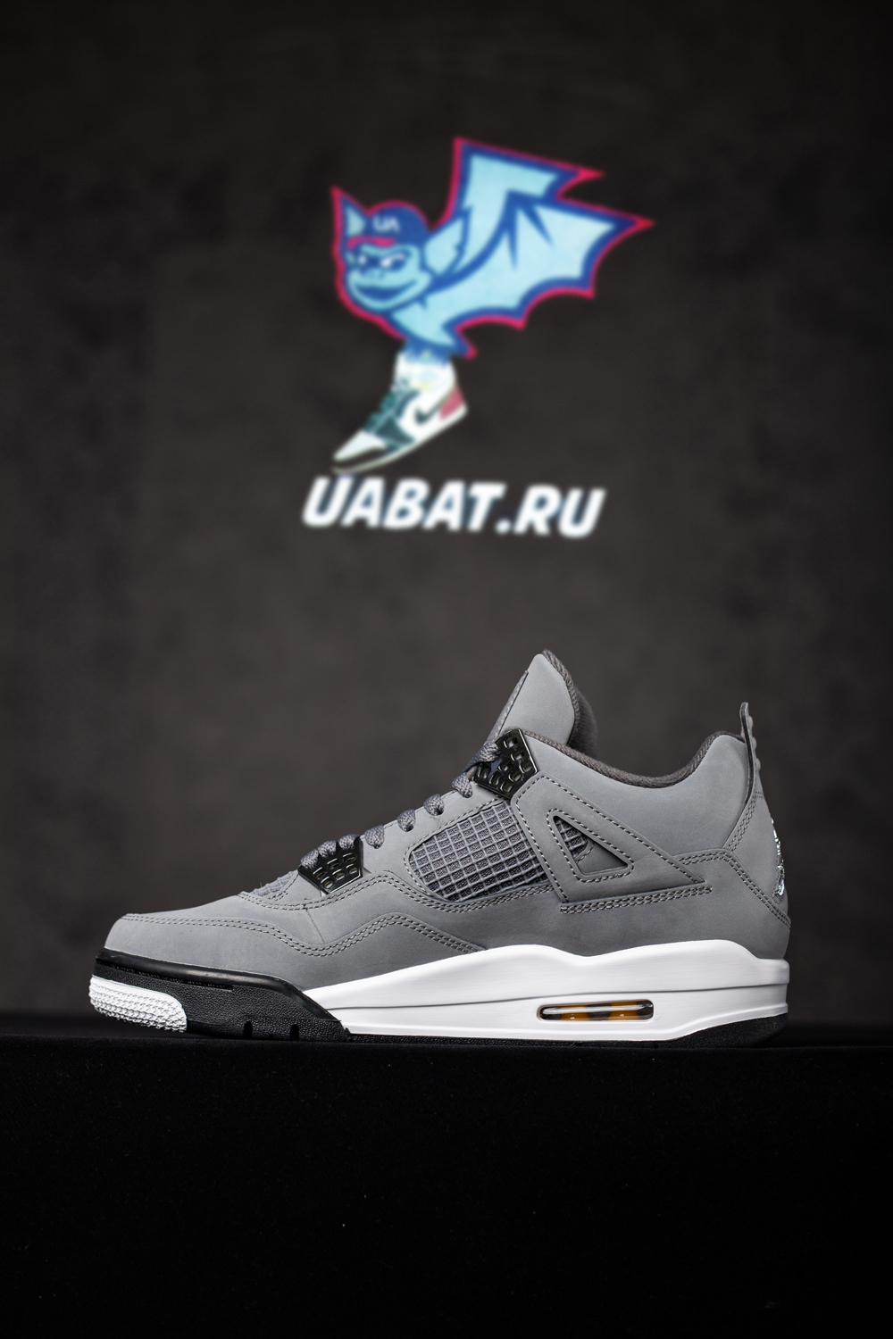 AIR JORDAN 4 RETRO 