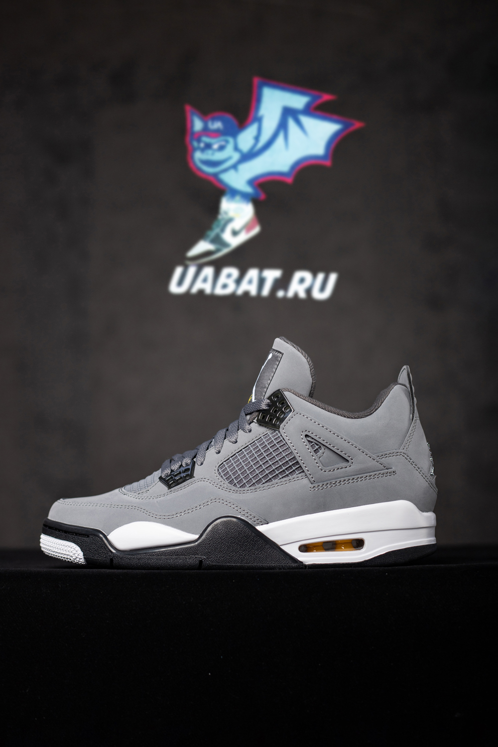 AIR JORDAN 4 RETRO 