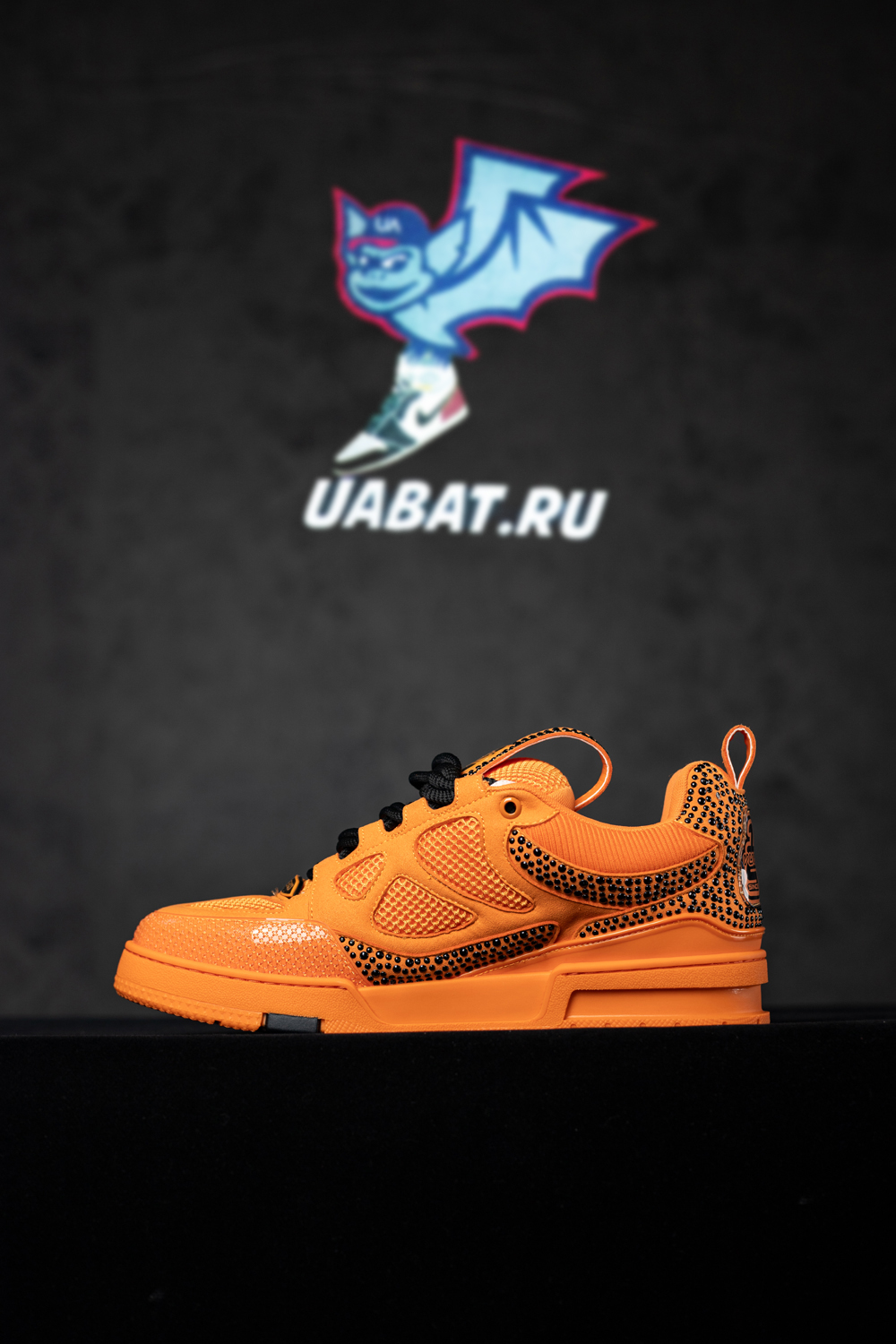 l0*is V*t0n skate sneaker