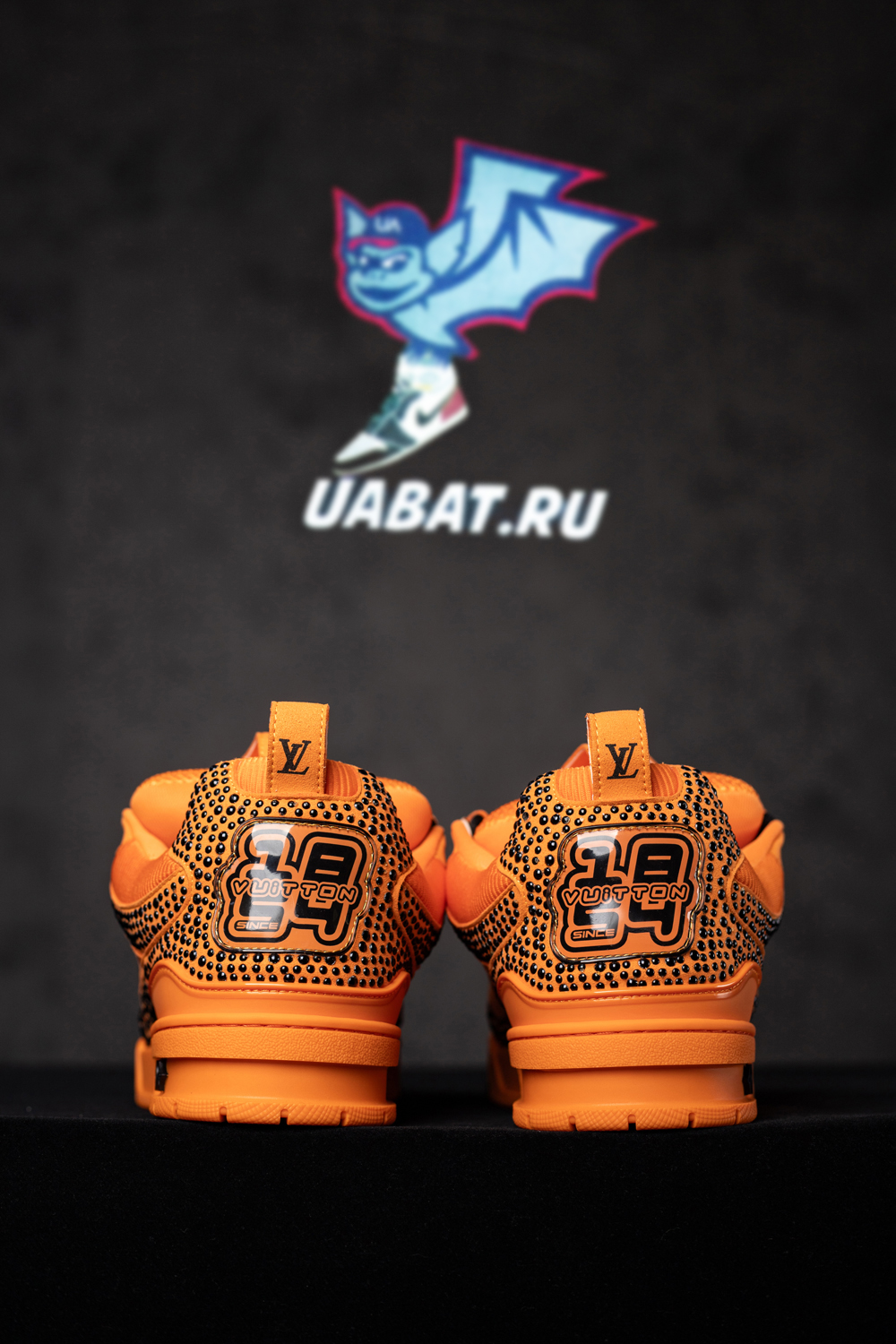 l0*is V*t0n skate sneaker