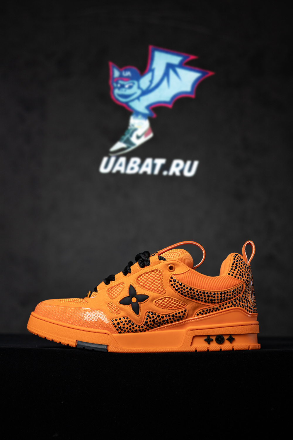 l0*is V*t0n skate sneaker