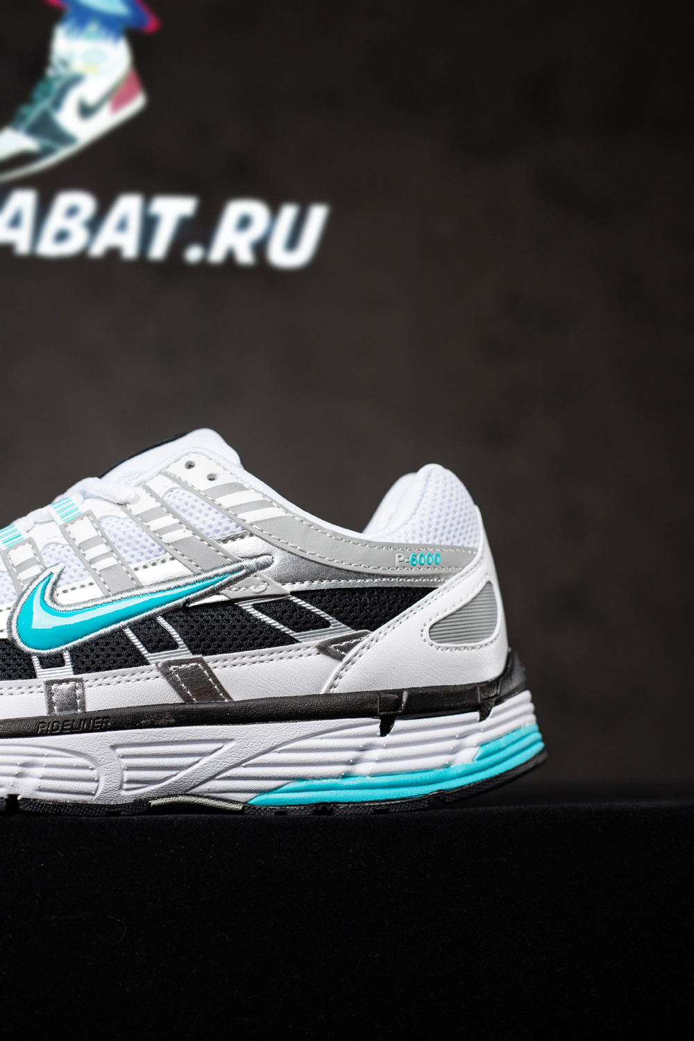 NIKE P-6000 