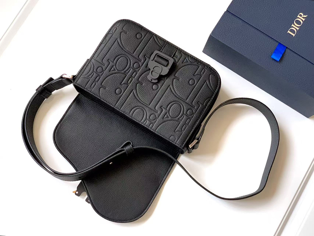 D*or small saddle messenger bag with flap po049l 23*17.5*6cm