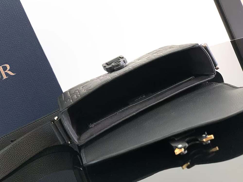 D*or small saddle messenger bag with flap po049l 23*17.5*6cm