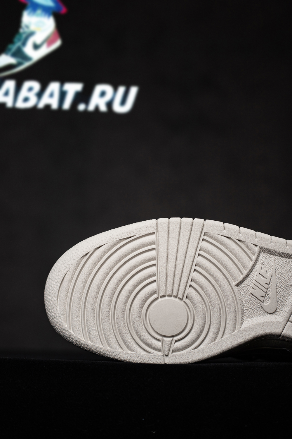 Off-White x Dunk Low 