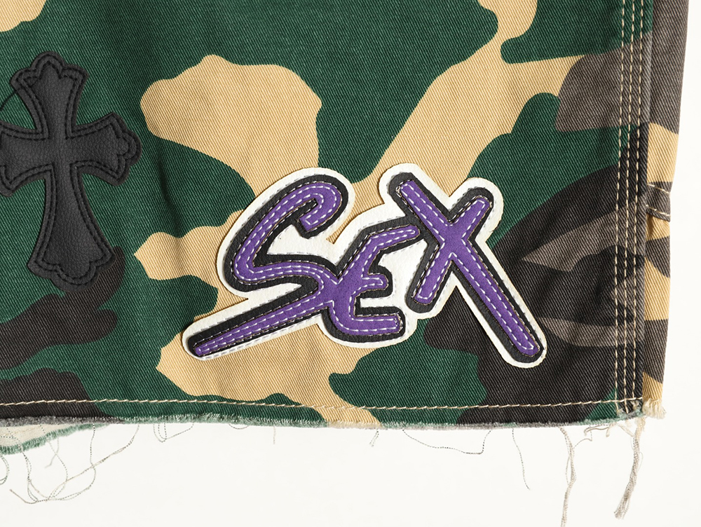 Ch**me He**ts camouflage denim shorts