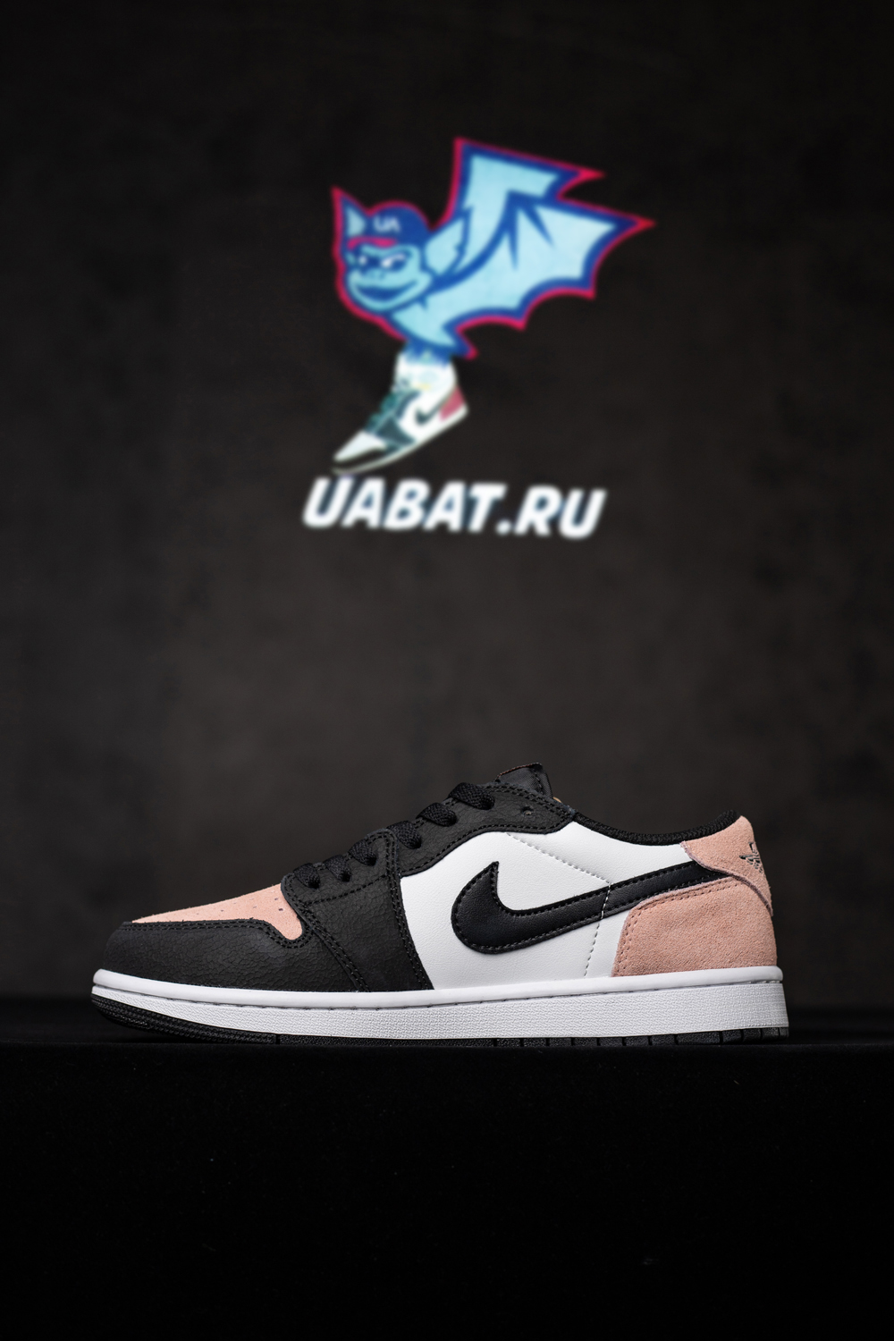 AIR JORDAN 1 RETRO LOW OG 