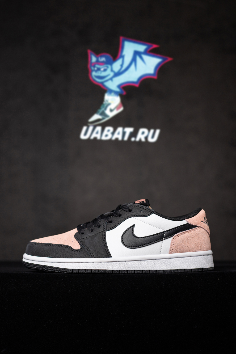 AIR JORDAN 1 RETRO LOW OG 