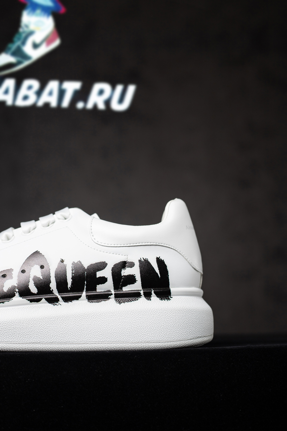 alexander M*Q*en oversized graffiti white black