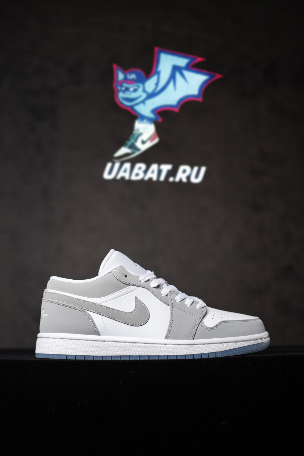 AIR JORDAN 1 LOW 