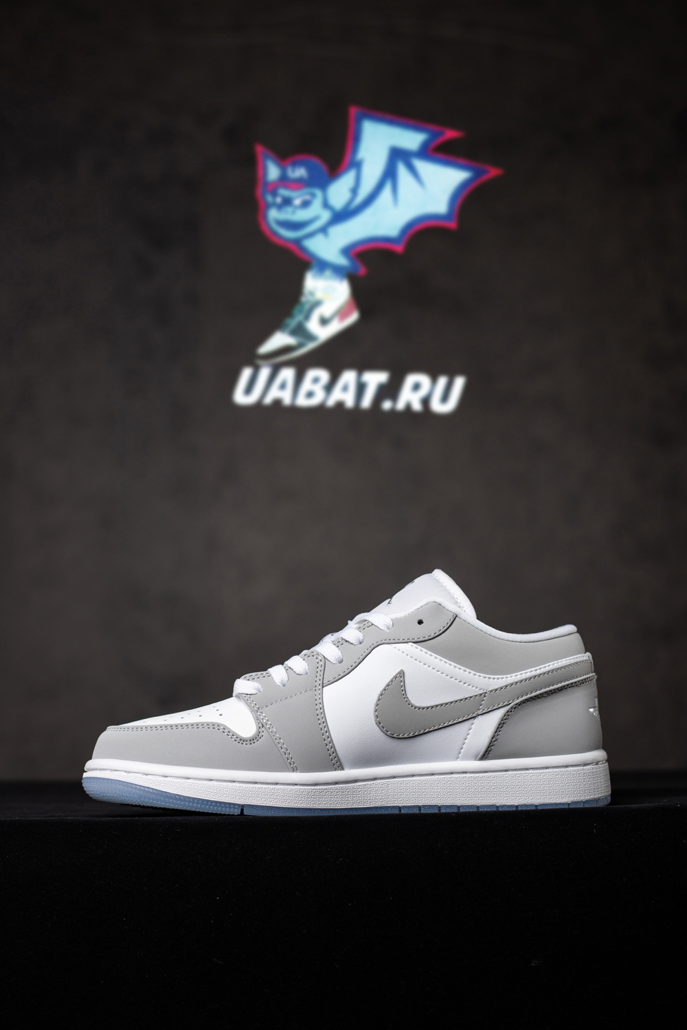 AIR JORDAN 1 LOW 