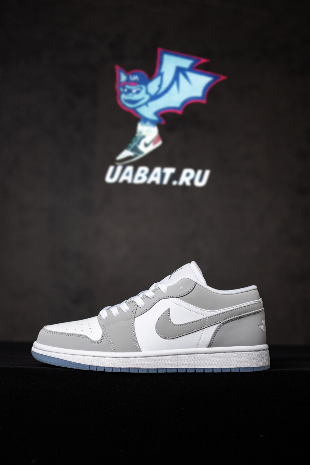AIR JORDAN 1 LOW 
