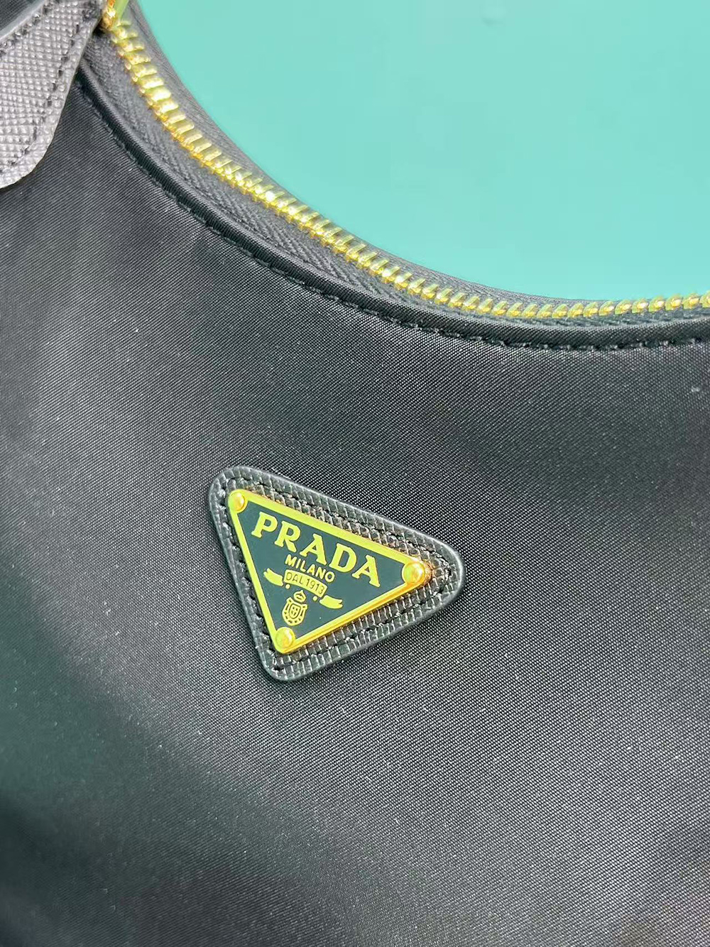 Pra*a hobo bags 1ne204 22*18*6.5cm