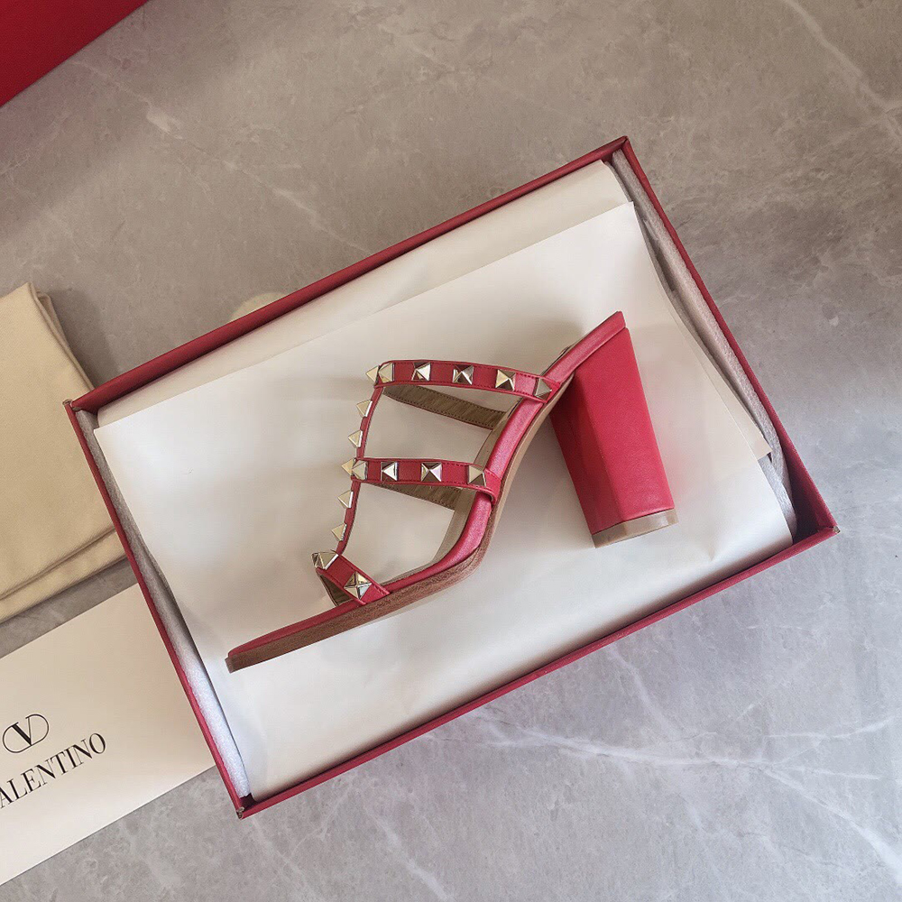 Valentino Rockstud studded high-heeled sandals heel：6cm