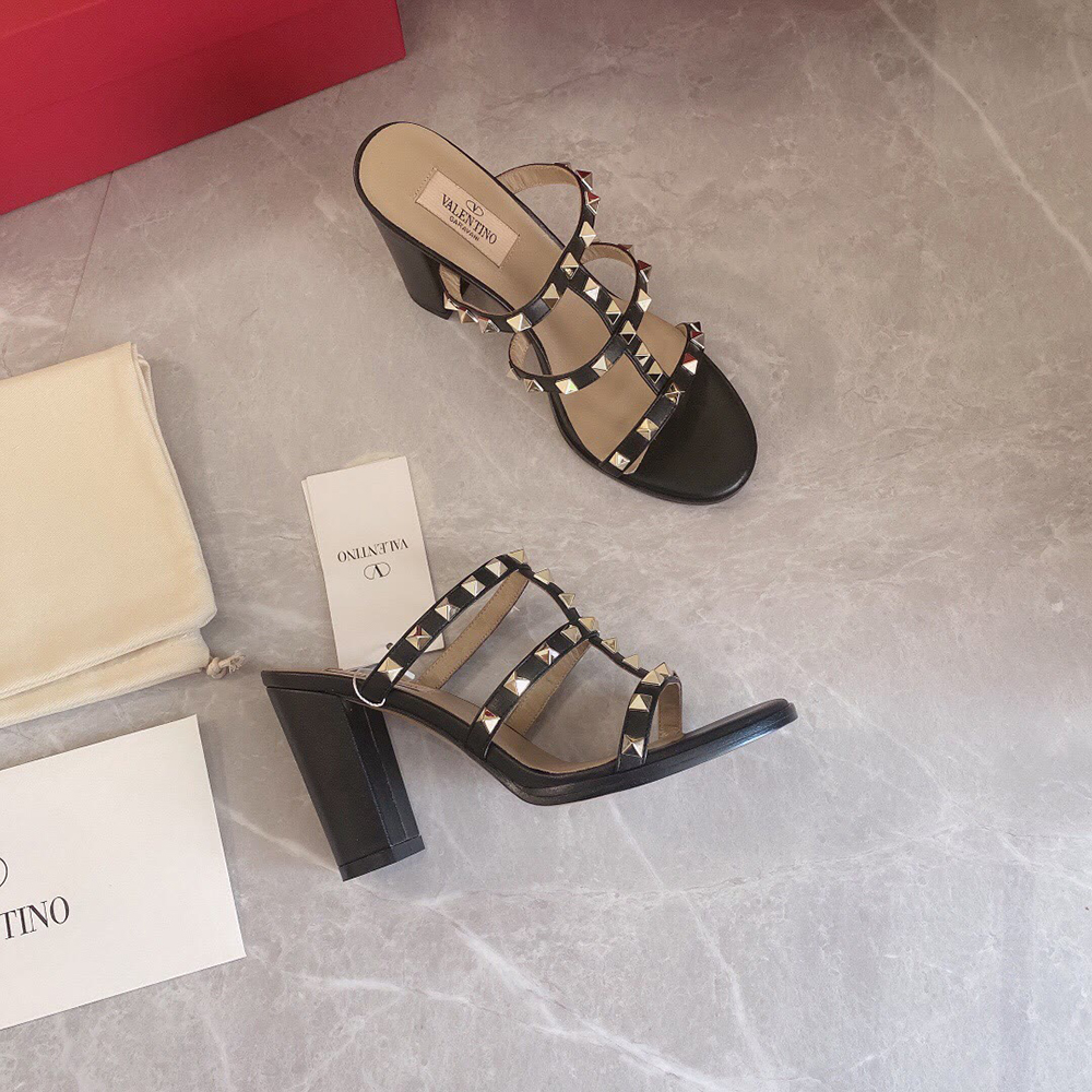 Valentino Rockstud studded high-heeled sandals heel：6cm