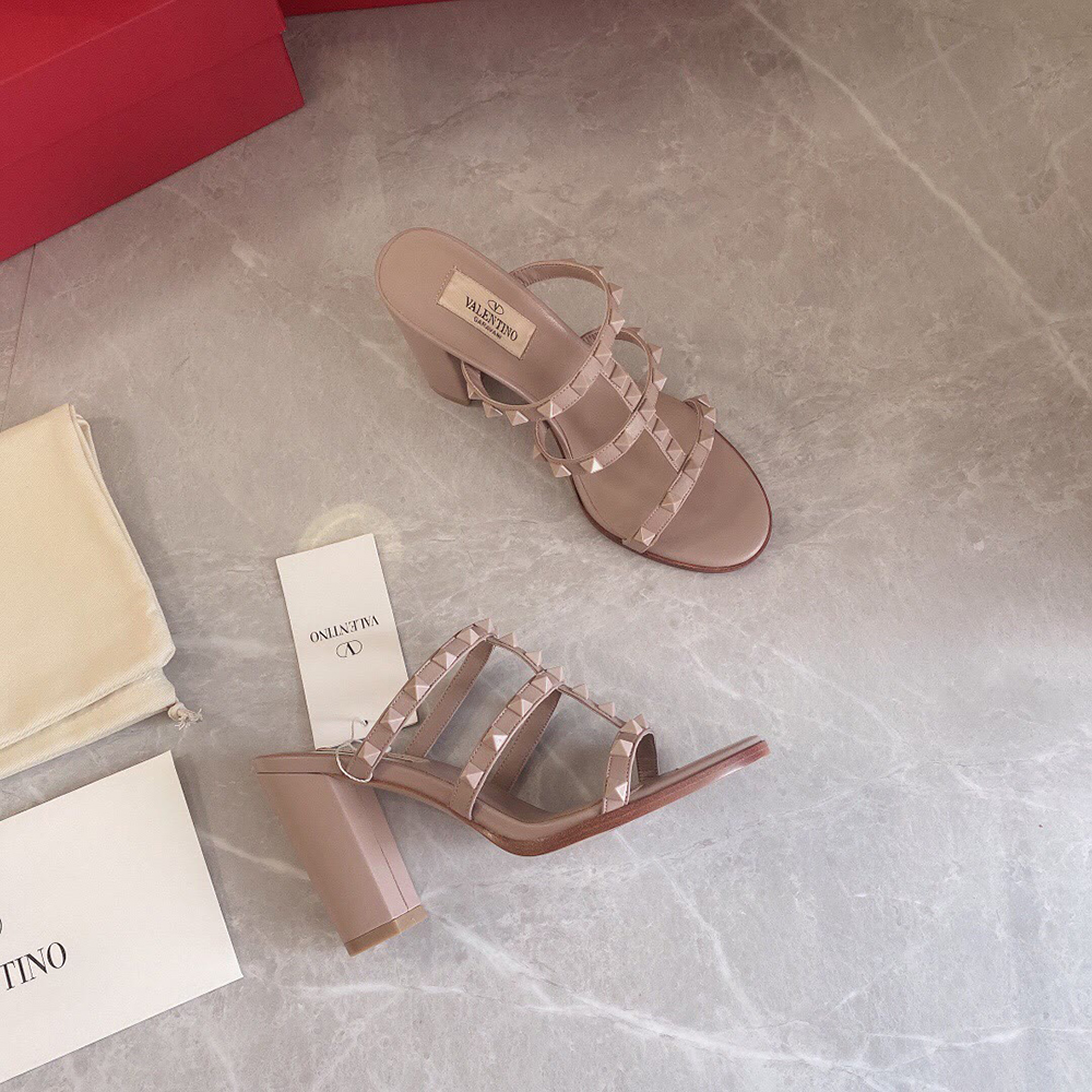 Valentino Rockstud studded high-heeled sandals heel：6cm
