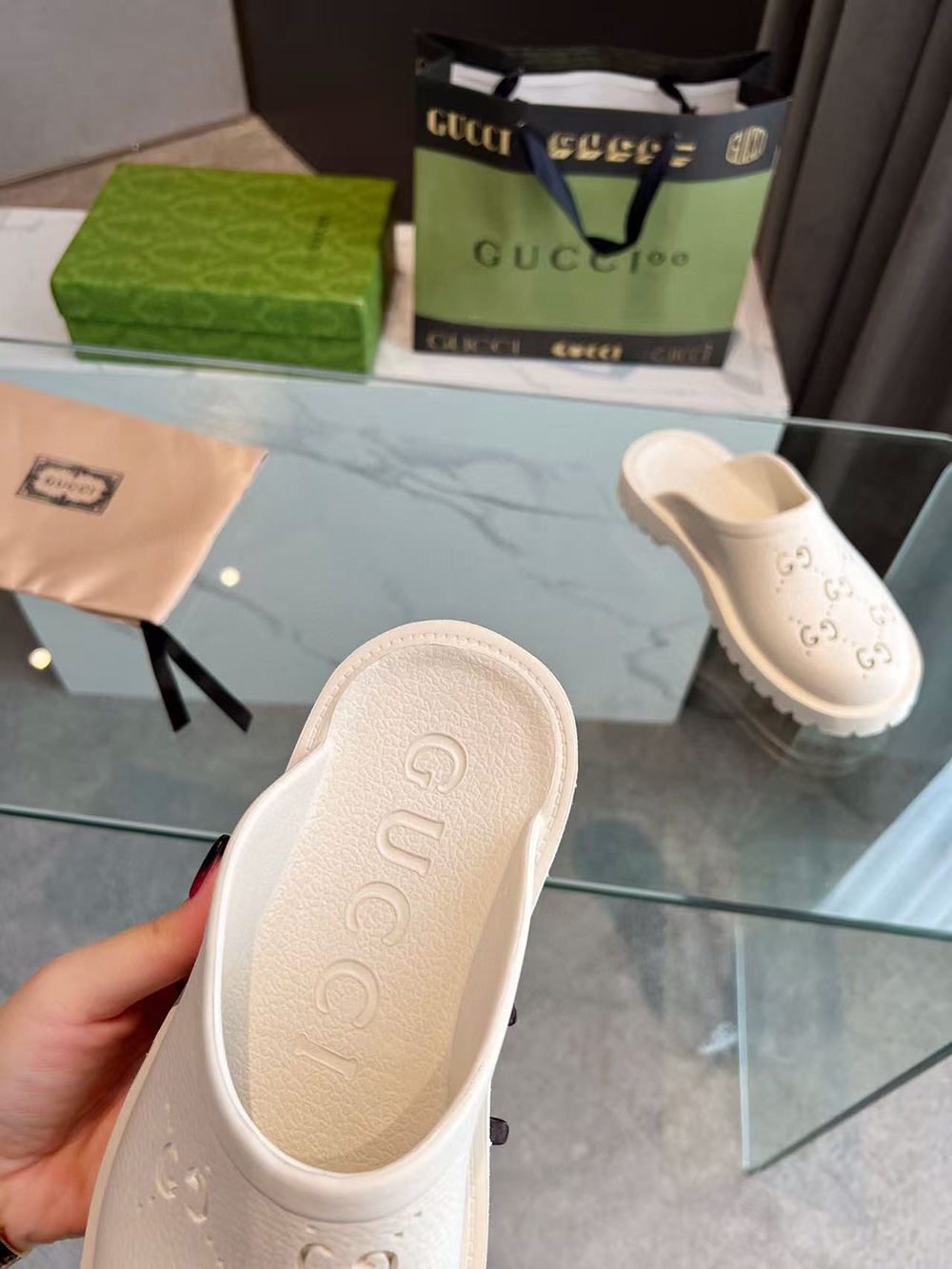 G*u*i slip-on sandal cut out monogram 