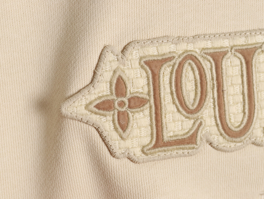 l0*is V*t0n half-zip patch crew neck sweatshirt